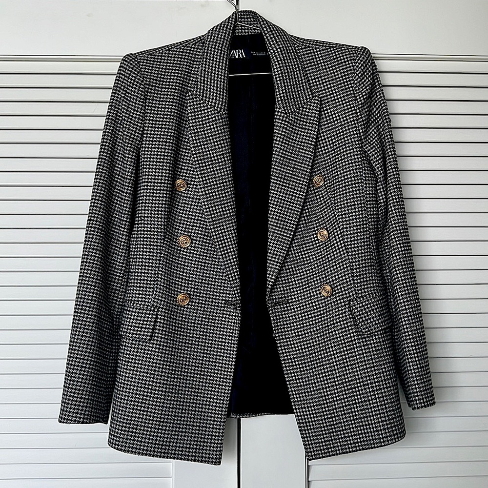 DOUBLE BREASTED HOUNDSTOOTH BLAZER